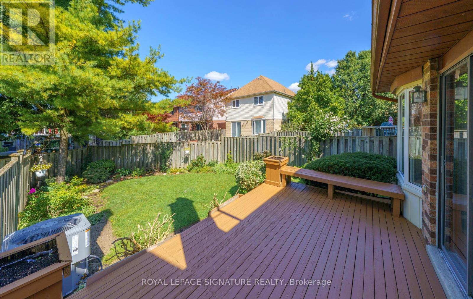 12 Manilow Street, Toronto, Ontario  M1W 3R7 - Photo 36 - E13783822