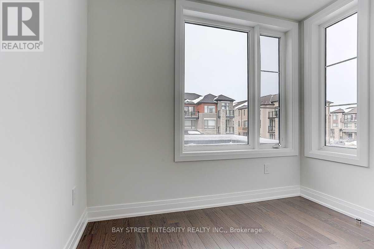 509 New England Court, Newmarket, Ontario L3X 0M6 - Photo 9 - N13783862