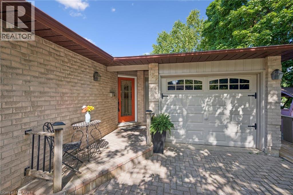 139 Westvale Drive, Waterloo, Ontario  N2T 1B6 - Photo 4 - 40863043