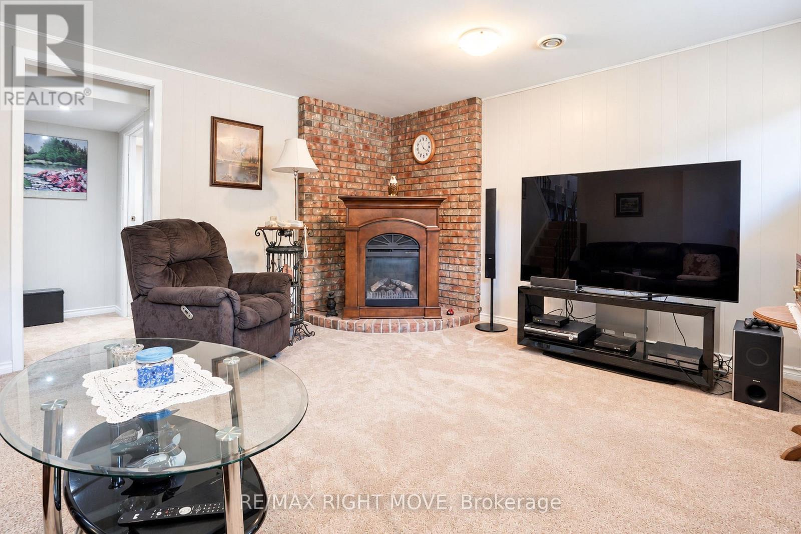 3 Lawson Avenue, Orillia, Ontario  L3V 3V5 - Photo 20 - S13783890