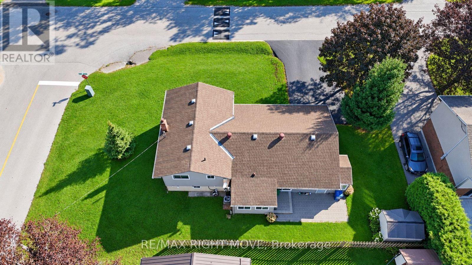 3 Lawson Avenue, Orillia, Ontario  L3V 3V5 - Photo 28 - S13783890