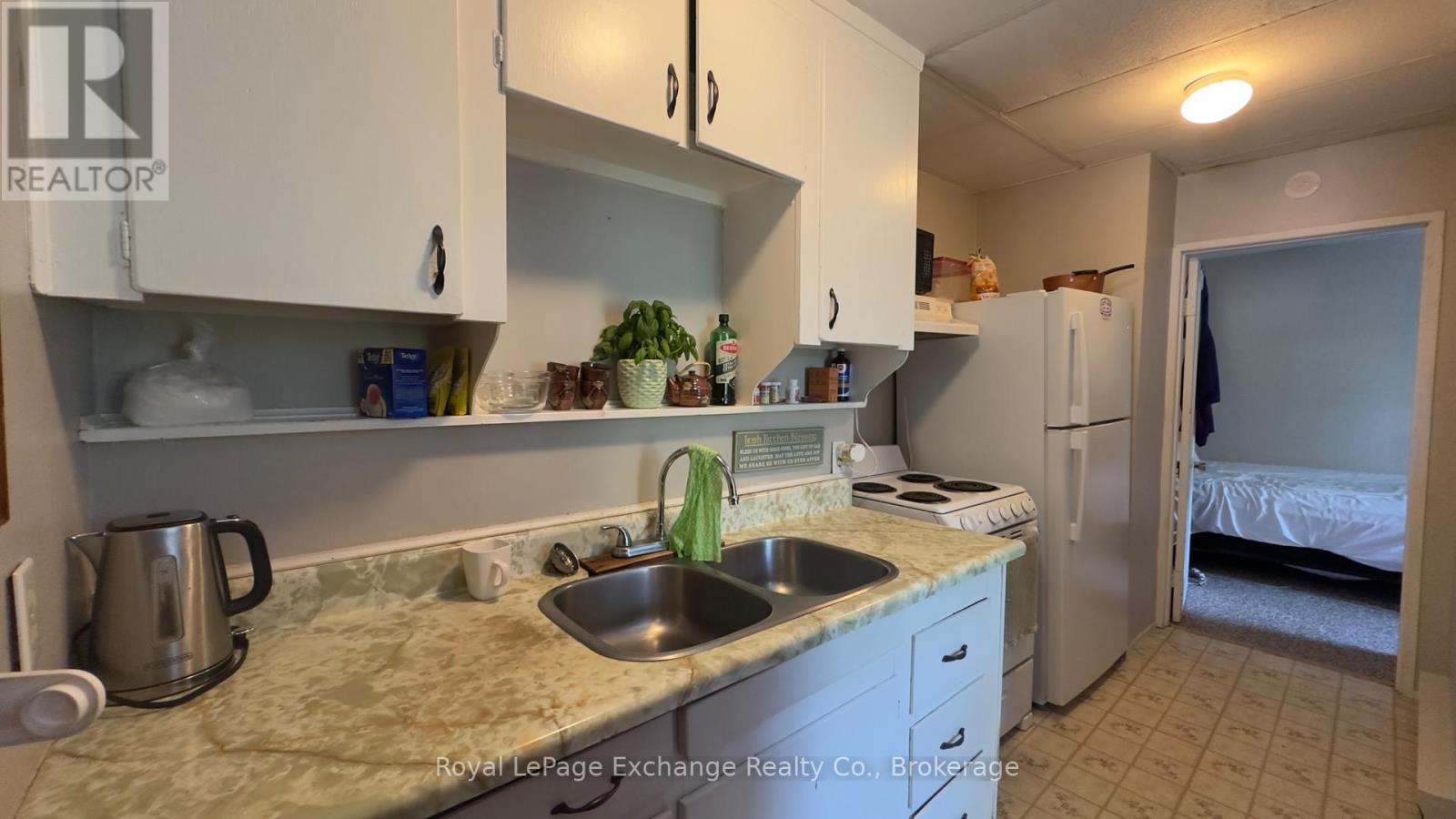 681 Princes Street N, Kincardine, Ontario  N2Z 2Z7 - Photo 8 - X13783852