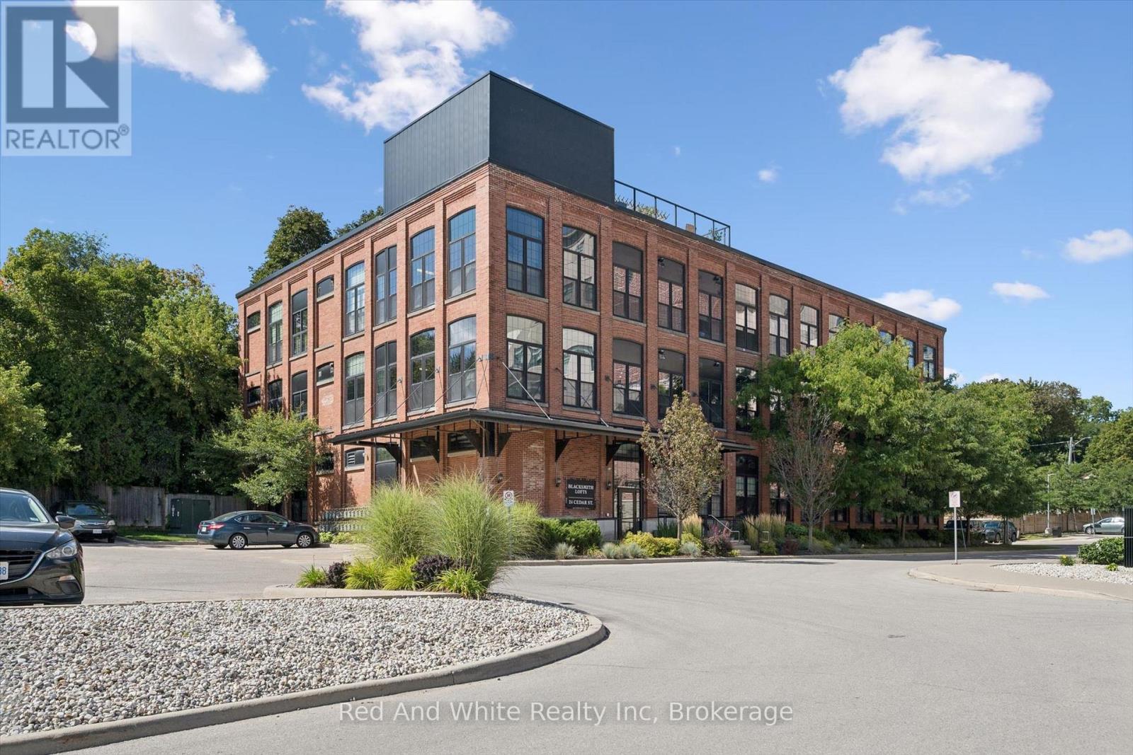 106 - 24 CEDAR STREET, Cambridge, Ontario