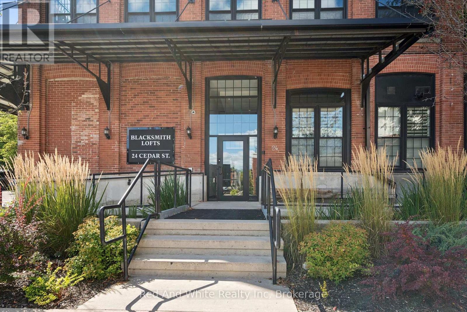 106 - 24 Cedar Street, Cambridge, Ontario N1S 0B2 - Photo 2 - X13783864
