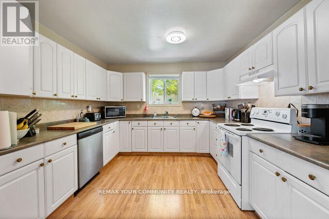 781 Edward Street, Innisfil, Ontario  L9S 2S2 - Photo 15 - N13499654