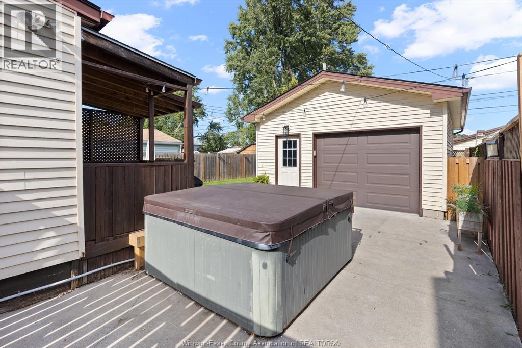1734 Westcott, Windsor, Ontario  N8Y 4C9 - Photo 24 - 26022508