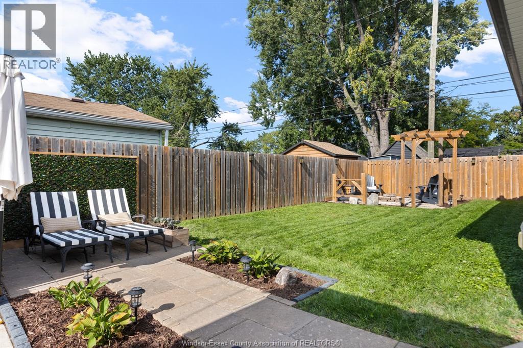1734 Westcott, Windsor, Ontario  N8Y 4C9 - Photo 27 - 26022508