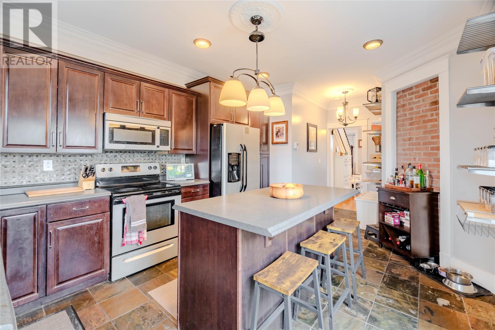 87 Barter's Hill, St. John's — photo 8
