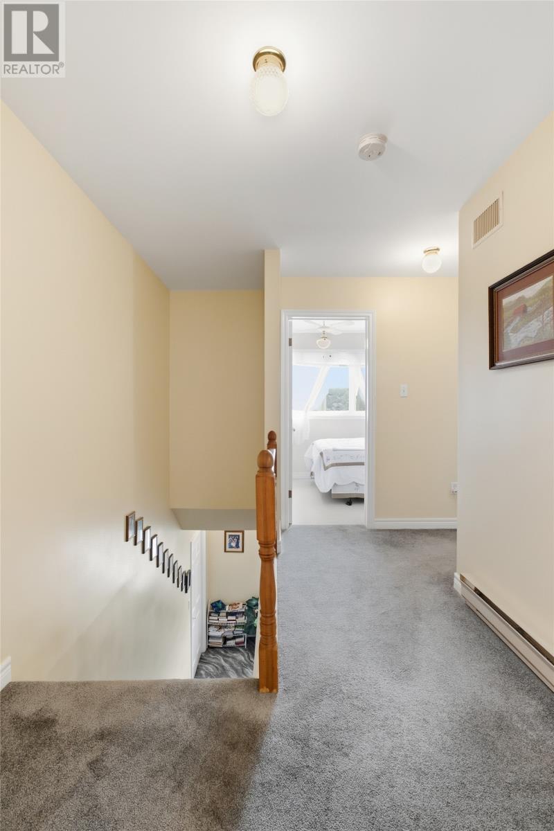 33 Harbour Drive, Hillview — photo 27