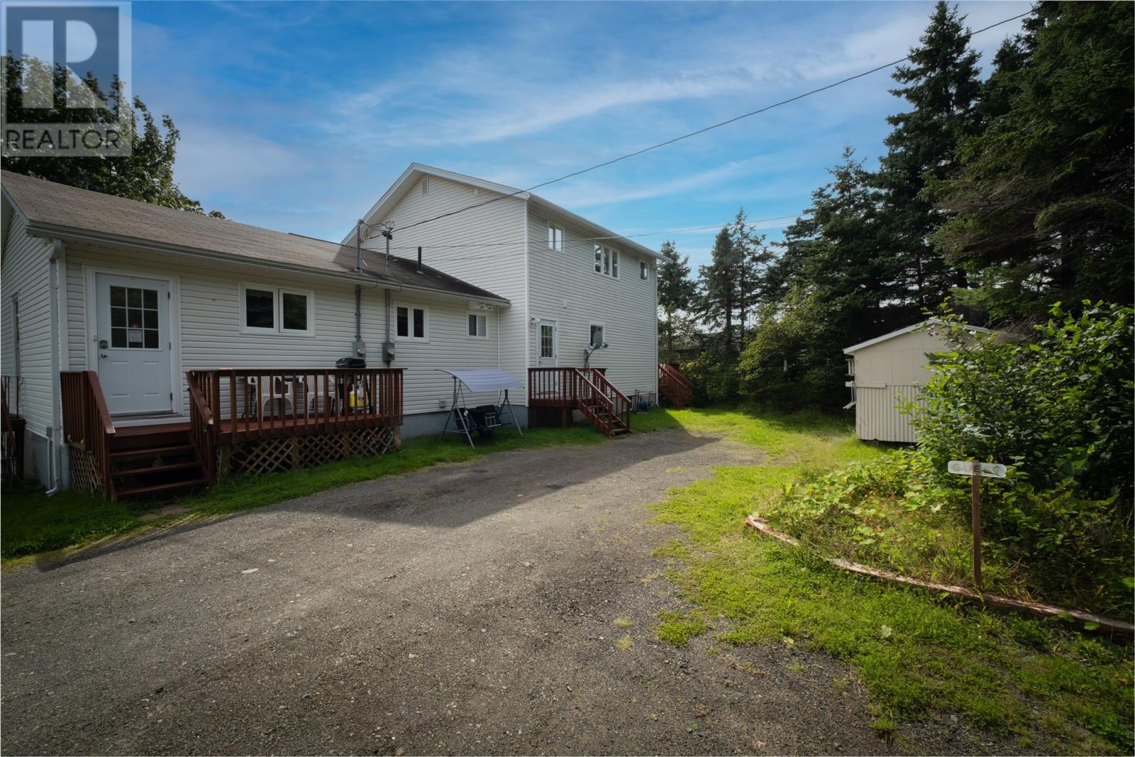 33 Harbour Drive, Hillview — photo 31