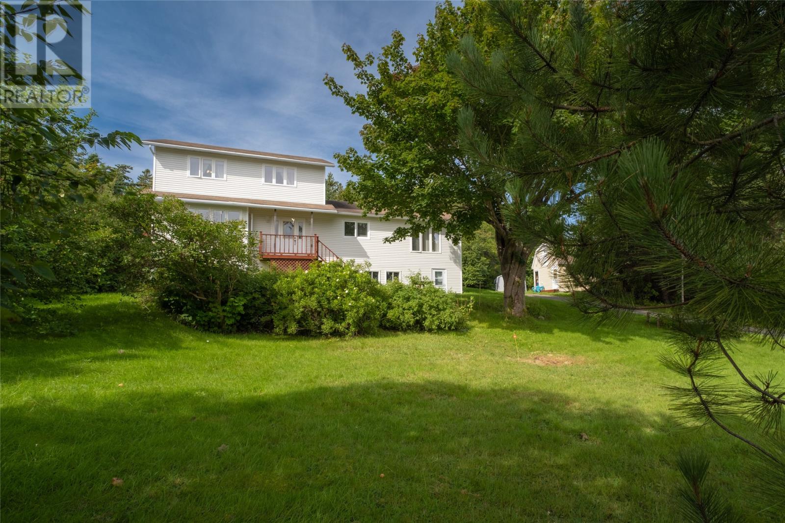 33 Harbour Drive, Hillview — photo 5