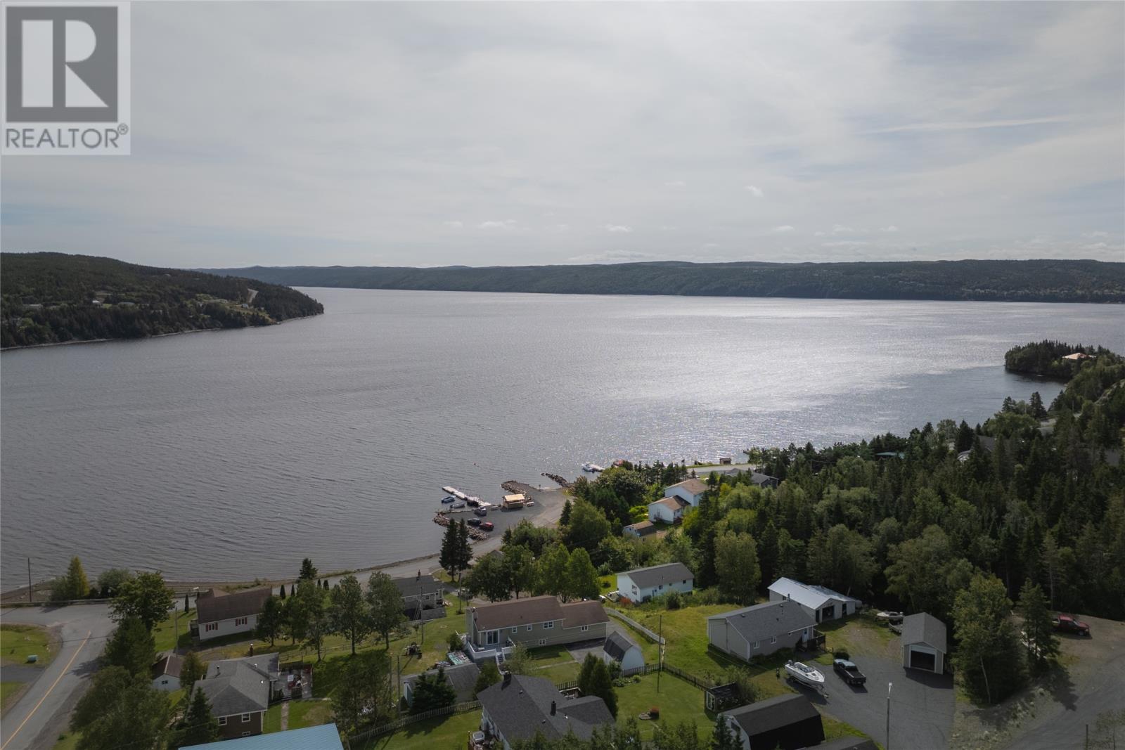 33 Harbour Drive, Hillview — photo 9