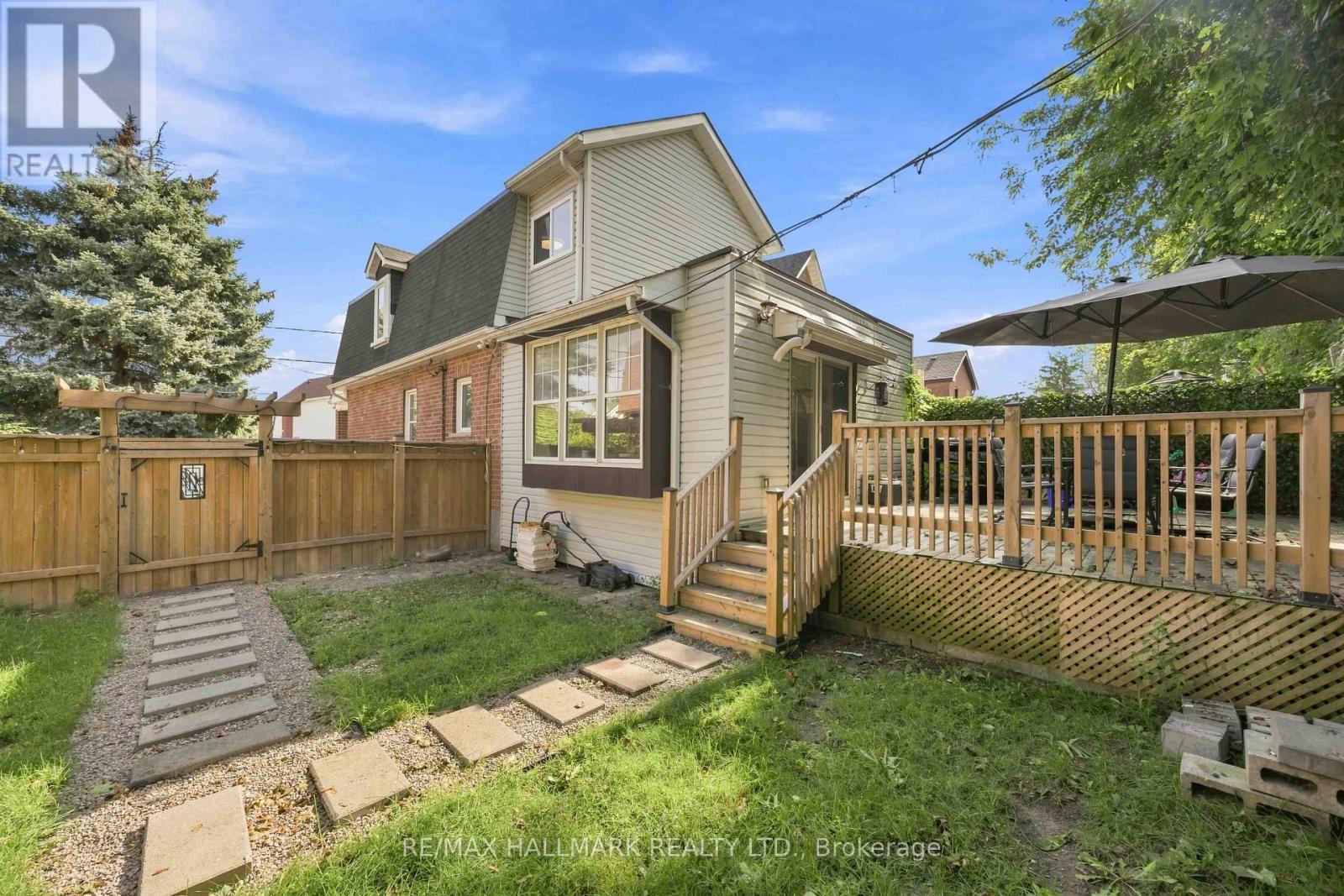 44 Holley Avenue, Toronto, Ontario  M9N 2C5 - Photo 25 - W13783830