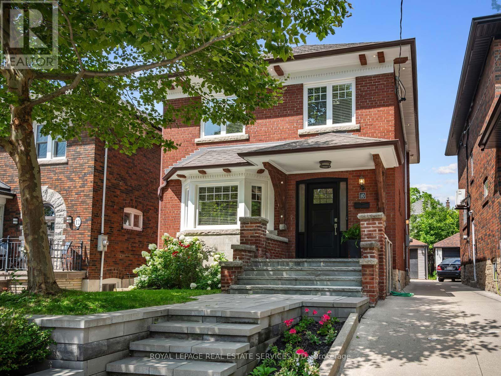 10 ELORA ROAD, Toronto, Ontario