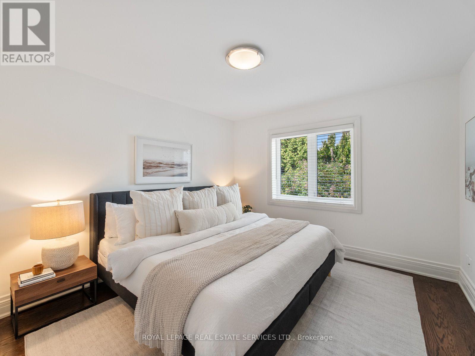 10 Elora Road, Toronto, Ontario  M6P 3H6 - Photo 20 - W13783832