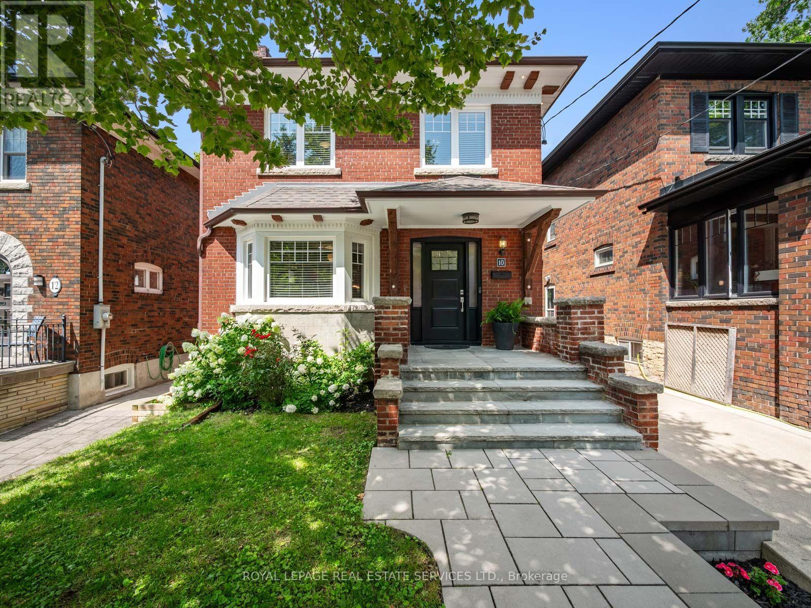 10 Elora Road, Toronto, Ontario  M6P 3H6 - Photo 3 - W13783832