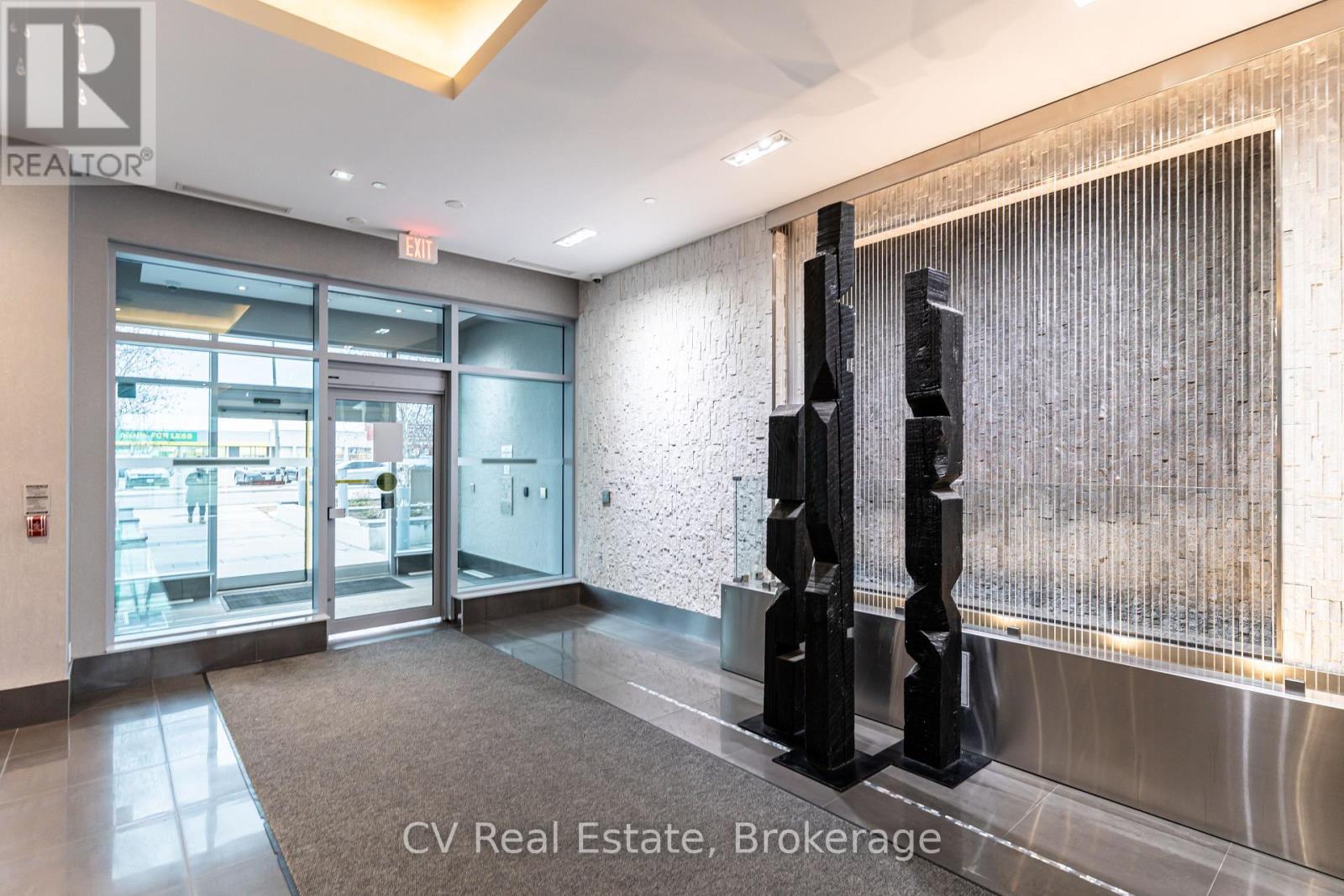 602 - 65 Speers Road, Oakville, Ontario  L6K 0J1 - Photo 8 - W13783868