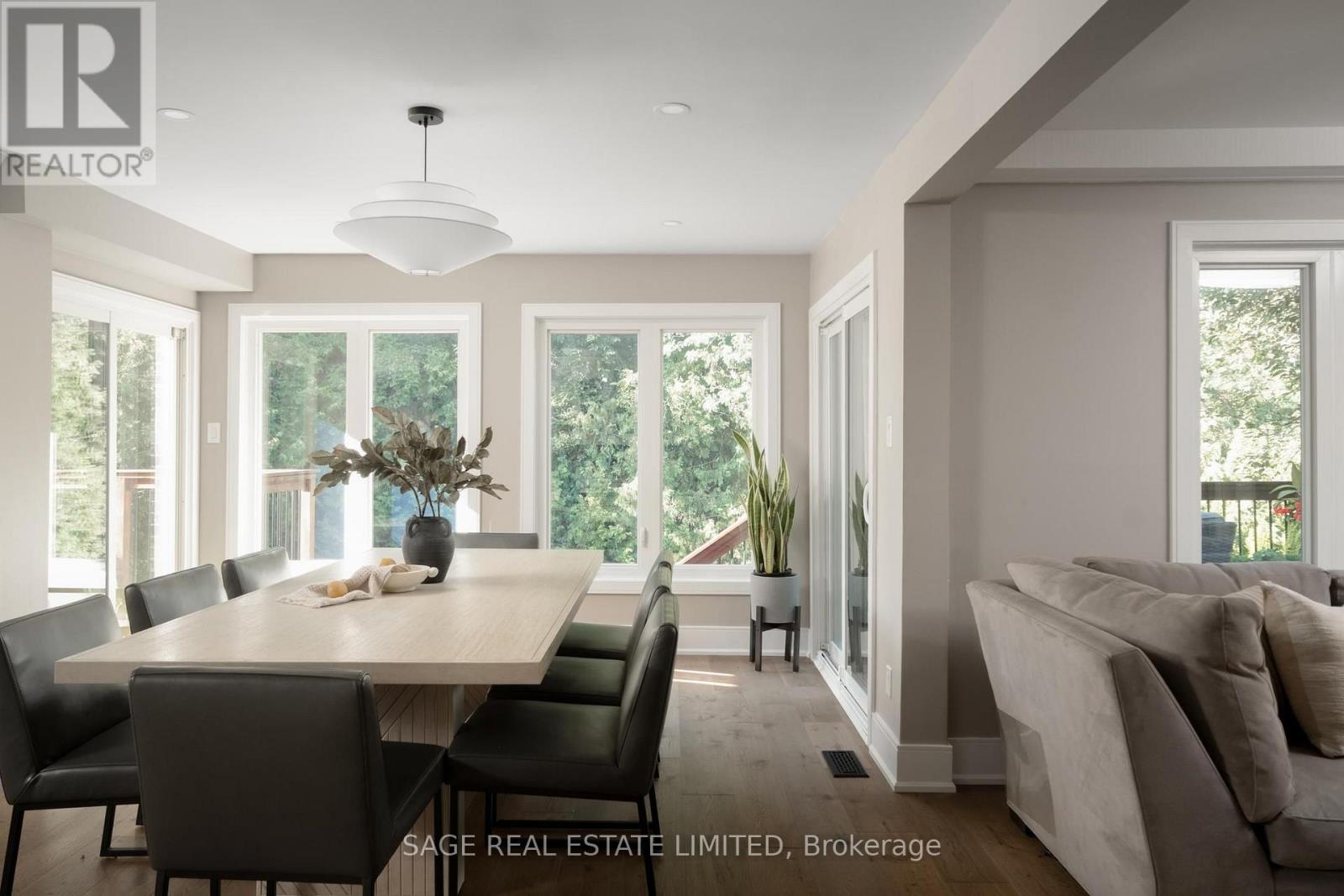 1819 Friar Tuck Court, Mississauga, Ontario  L5K 2L4 - Photo 13 - W13783874