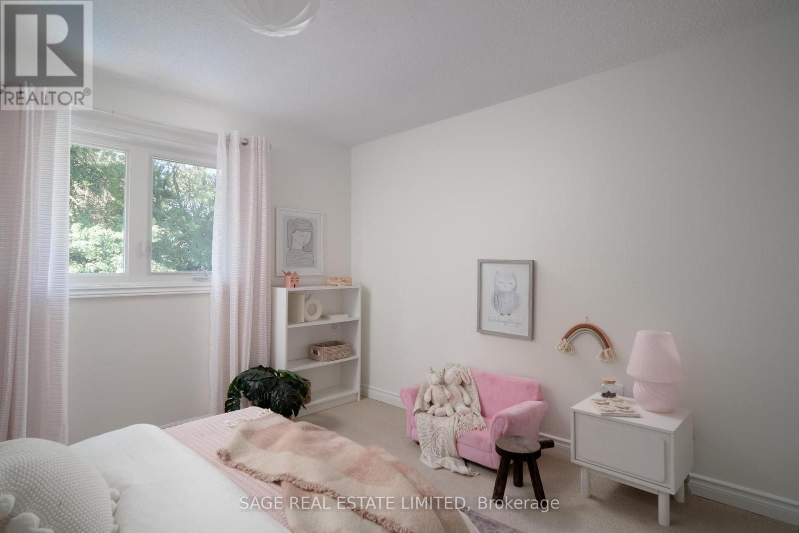1819 Friar Tuck Court, Mississauga, Ontario  L5K 2L4 - Photo 31 - W13783874