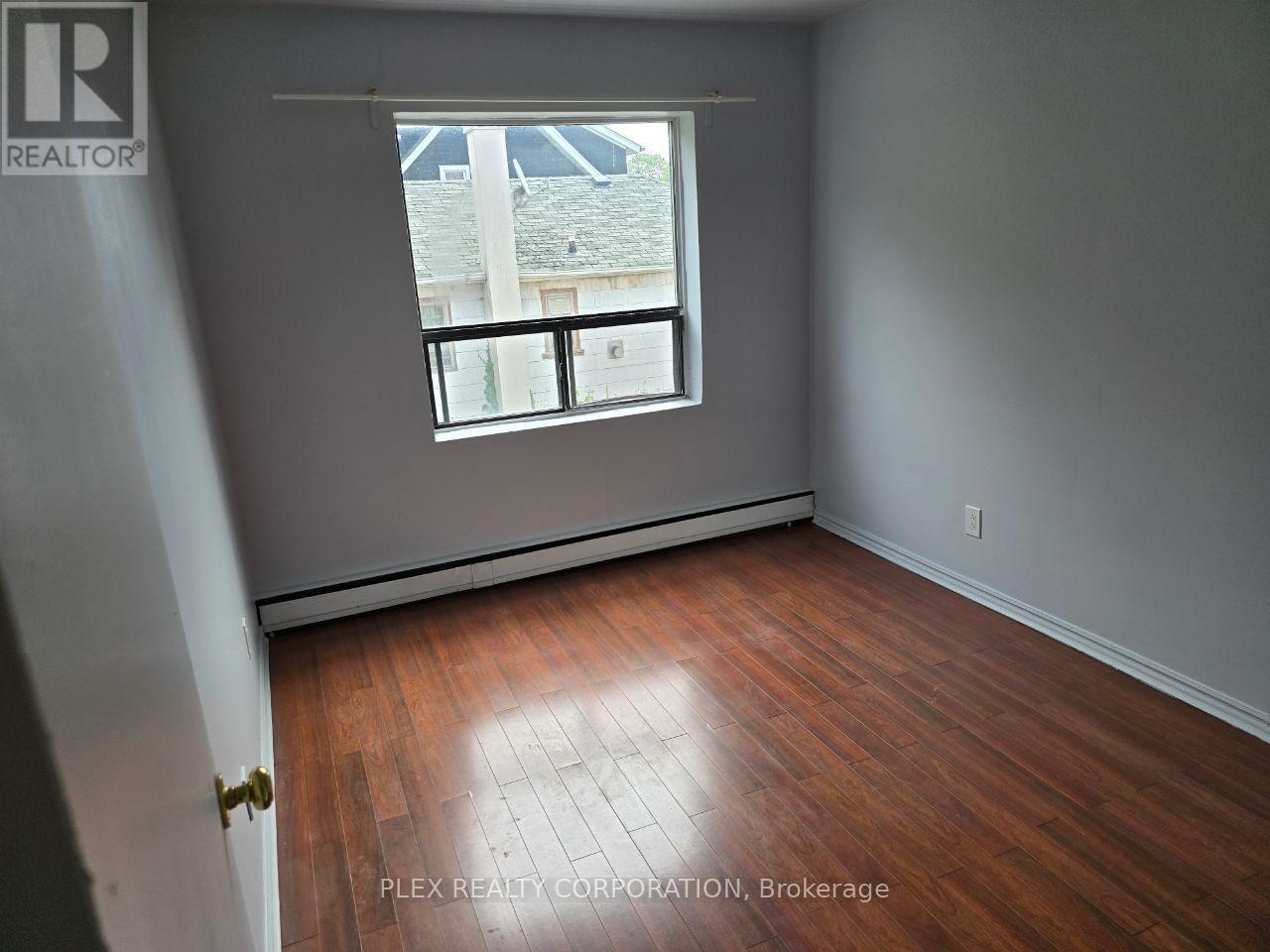 2 - 25a Milton Street, Toronto, Ontario  M8Y 2X7 - Photo 4 - W13783882