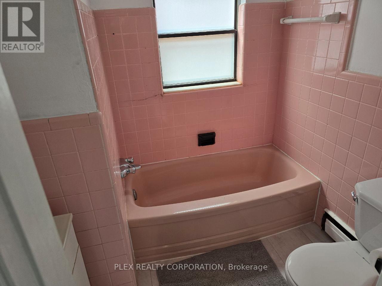 2 - 25a Milton Street, Toronto, Ontario  M8Y 2X7 - Photo 6 - W13783882
