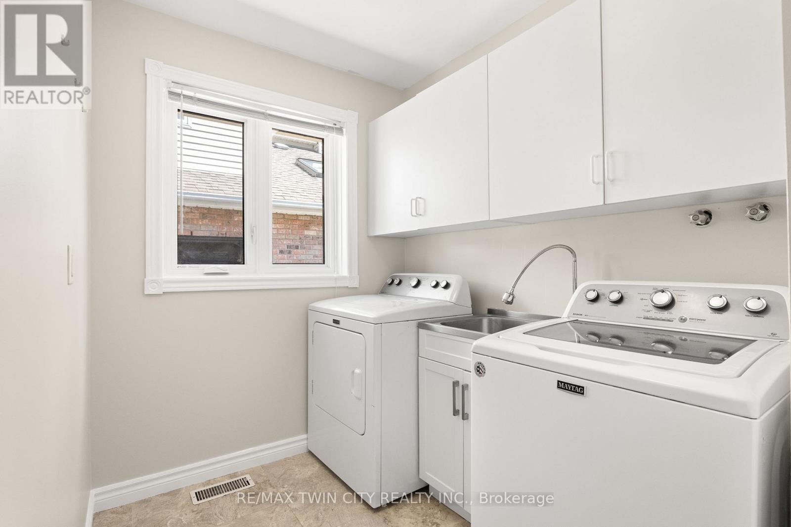 648 Bayhampton Crescent, Waterloo, Ontario N2K 3P1 - Photo 32 - X13783818