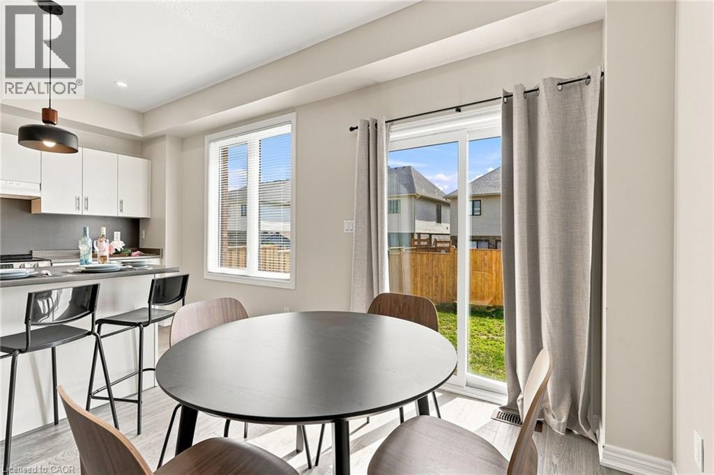 19 Mia Drive, Hamilton, Ontario  L9B 0K1 - Photo 11 - 40856686