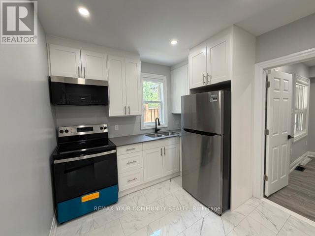 Main Level - 19 Mount Royal Avenue, Toronto, Ontario  M6H 2S2 - Photo 14 - C13109562