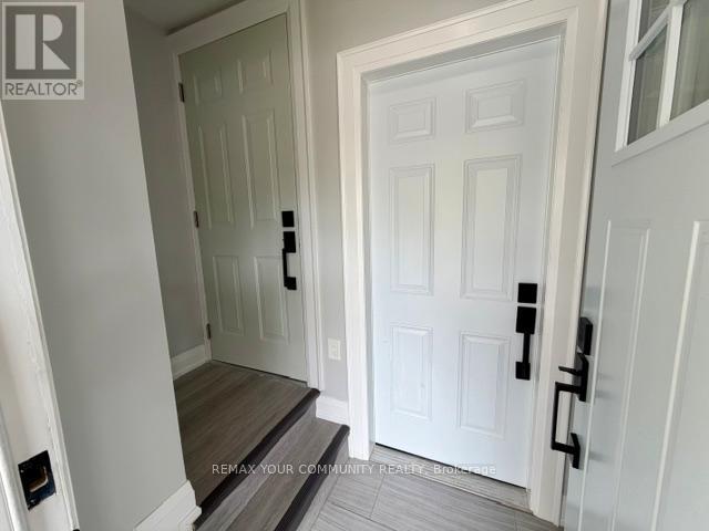 Main Level - 19 Mount Royal Avenue, Toronto, Ontario  M6H 2S2 - Photo 4 - C13109562