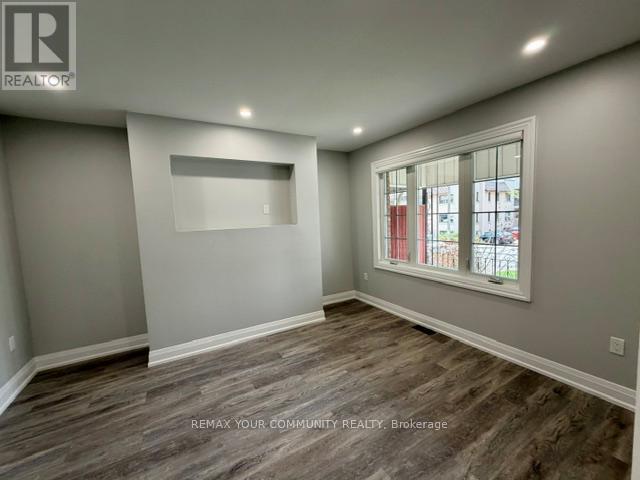Main Level - 19 Mount Royal Avenue, Toronto, Ontario  M6H 2S2 - Photo 7 - C13109562