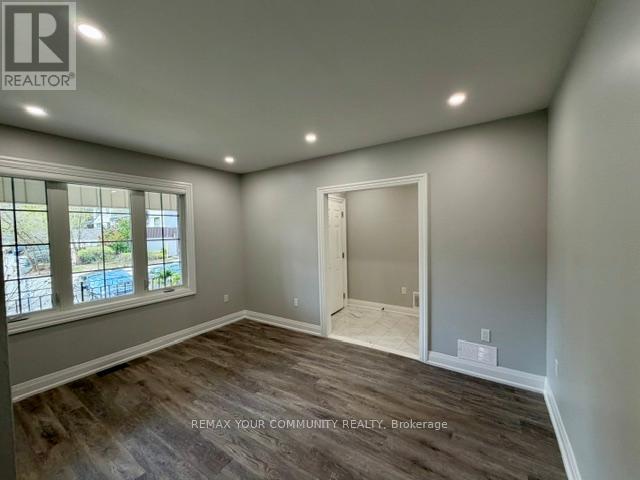 Main Level - 19 Mount Royal Avenue, Toronto, Ontario  M6H 2S2 - Photo 8 - C13109562
