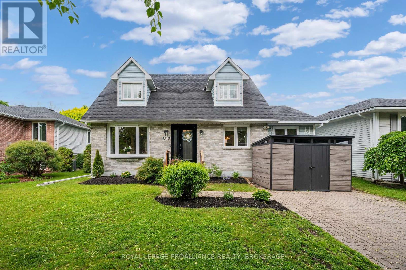22 HERITAGE DRIVE, Loyalist, Ontario