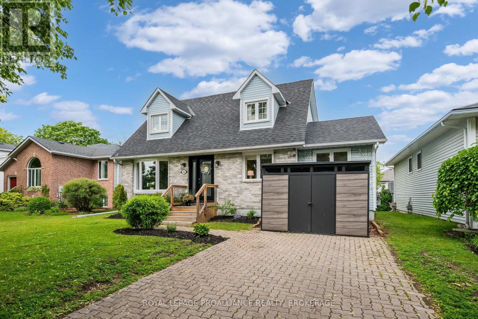 22 Heritage Drive, Loyalist, Ontario  K0H 1G0 - Photo 2 - X13783952