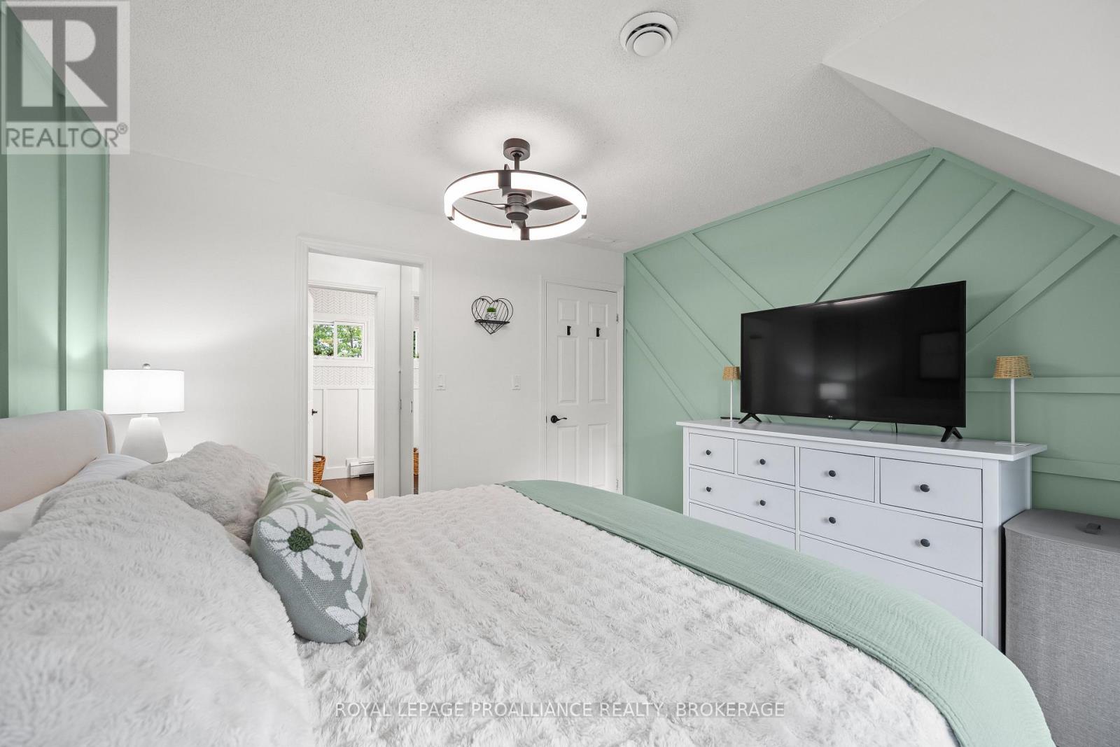 22 Heritage Drive, Loyalist, Ontario  K0H 1G0 - Photo 25 - X13783952