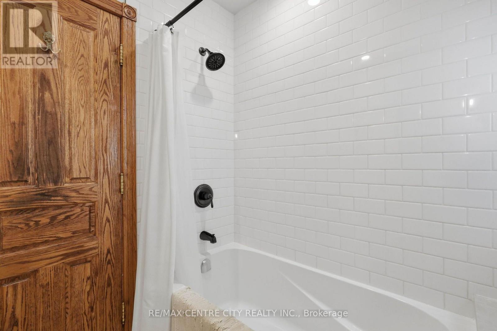 102 Walnut Street, London North, Ontario  N6H 1C4 - Photo 34 - X13783926