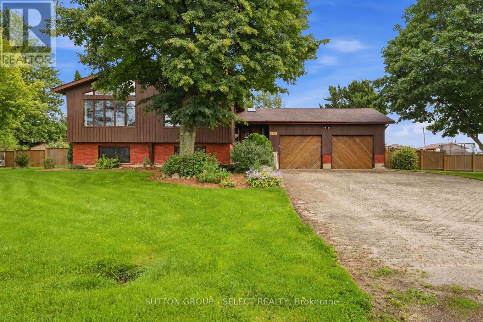 108 Victoria Drive, Strathroy-Caradoc, Ontario  N0L 1T0 - Photo 1 - X13783938