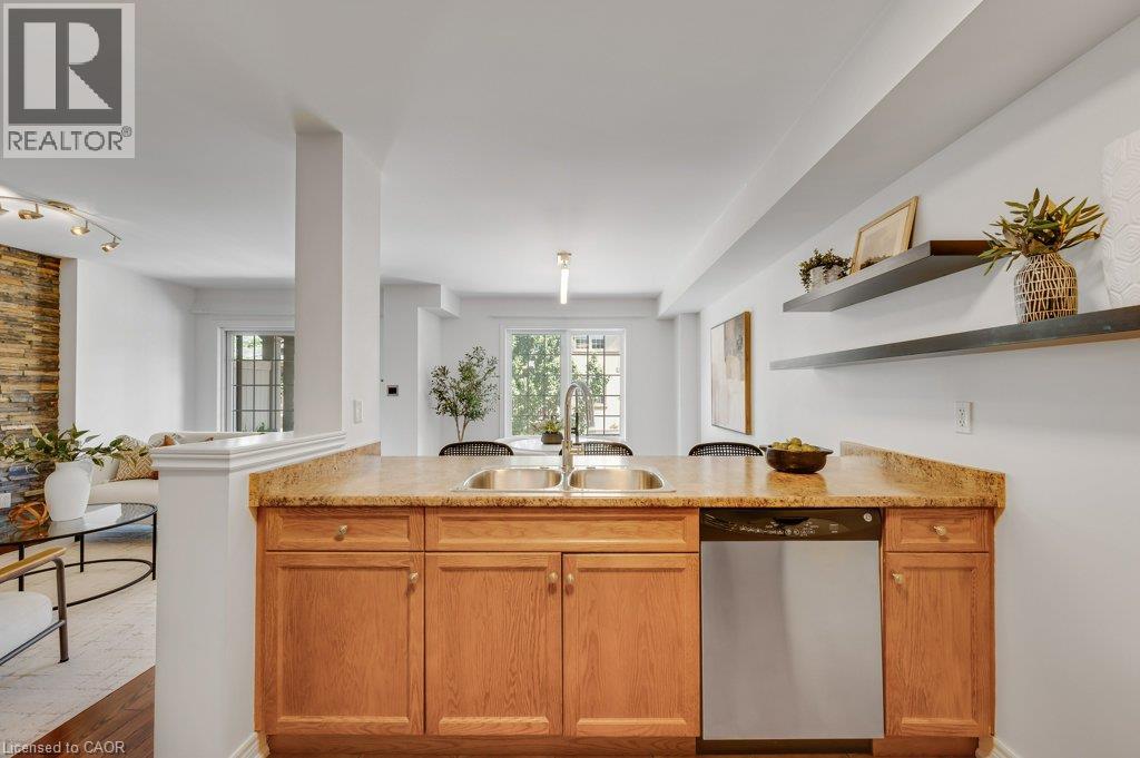 626 Hooks Common, Burlington, Ontario  L7L 0C9 - Photo 17 - 40860505