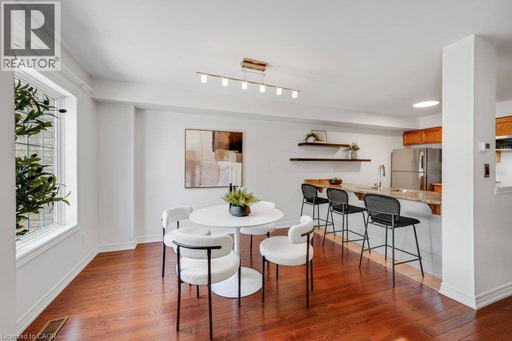 626 Hooks Common, Burlington, Ontario  L7L 0C9 - Photo 12 - 40860505