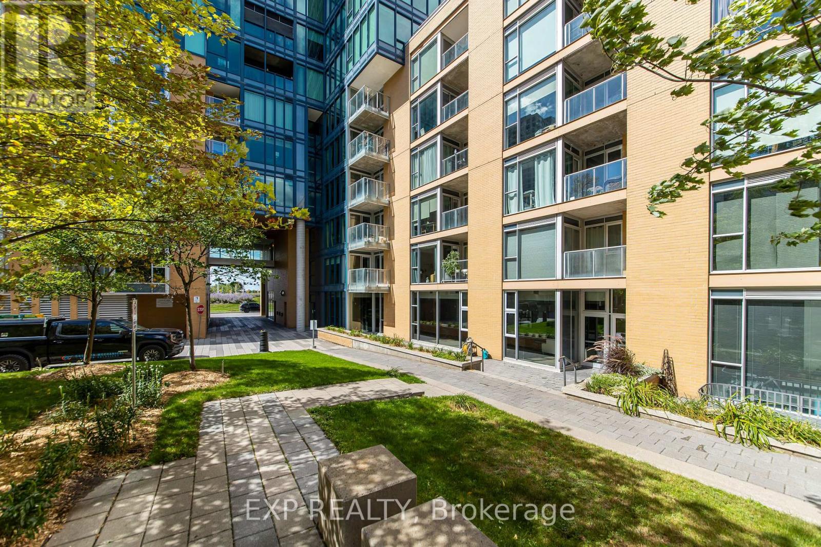 601 - 200 Lett Street, Ottawa, Ontario K1R 0A7 - Photo 2 - X13783920