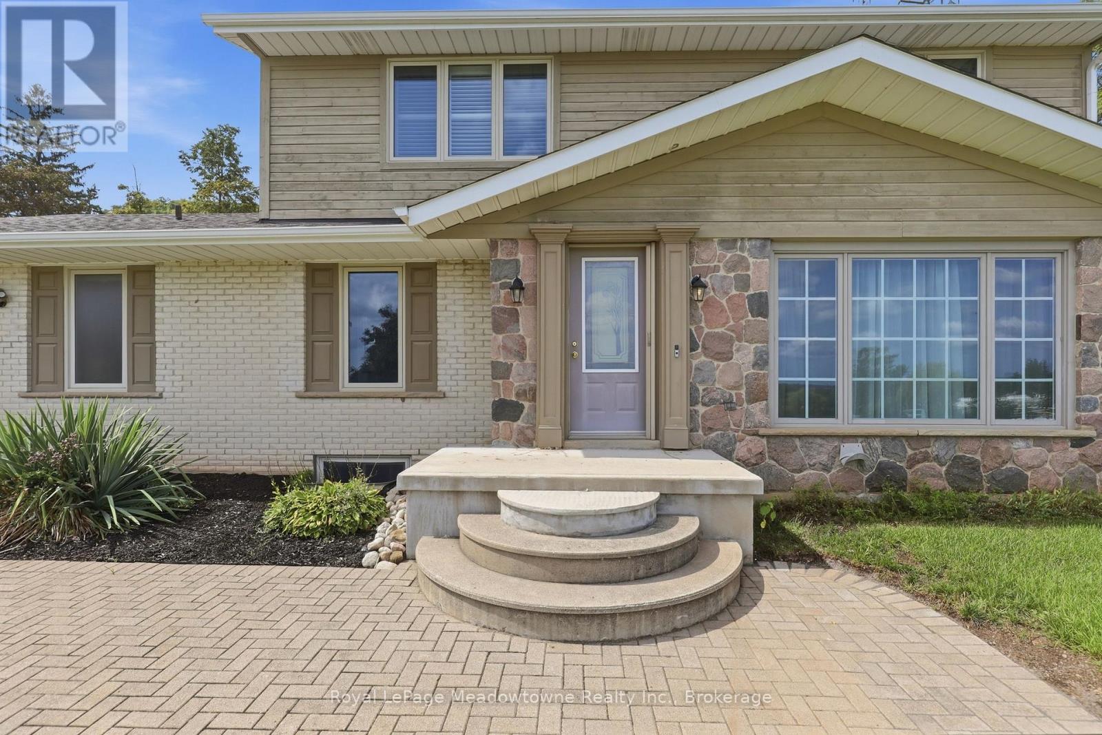 7053 Appleby Line, Milton, Ontario  L9T 2Y1 - Photo 8 - W13783956