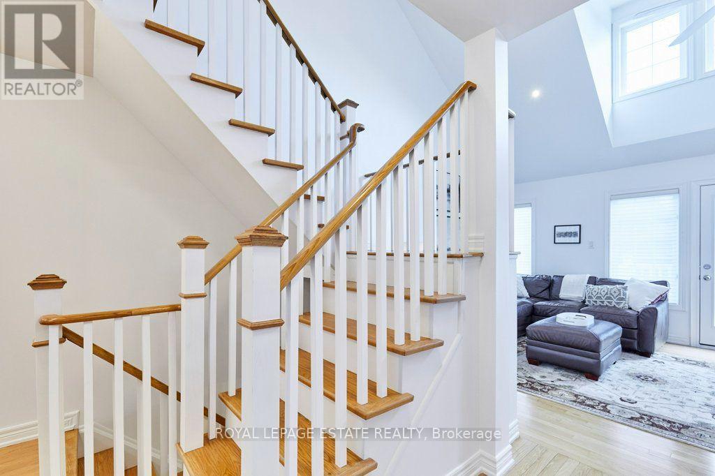 32 Joseph Duggan Road, Toronto, Ontario  M4L 3Y2 - Photo 19 - E13783954