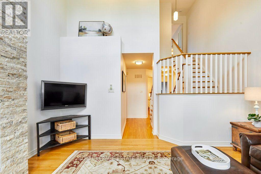 32 Joseph Duggan Road, Toronto, Ontario  M4L 3Y2 - Photo 22 - E13783954