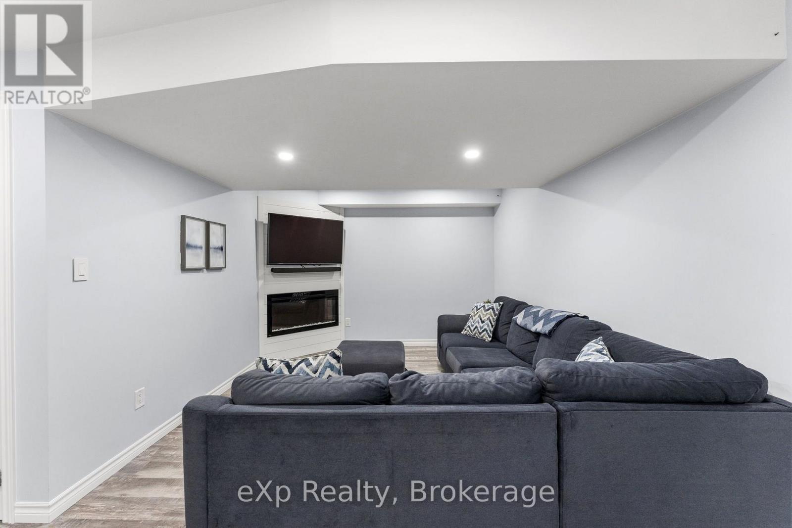 27 Robertson Drive, Stratford, Ontario N5A 0C8 - Photo 32 - X13783944