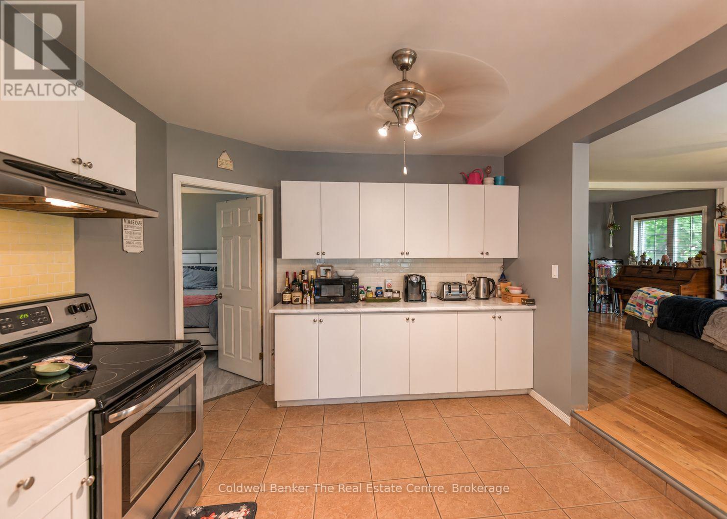 260 Violet Street, Gravenhurst, Ontario  P1P 1K5 - Photo 8 - X13783962