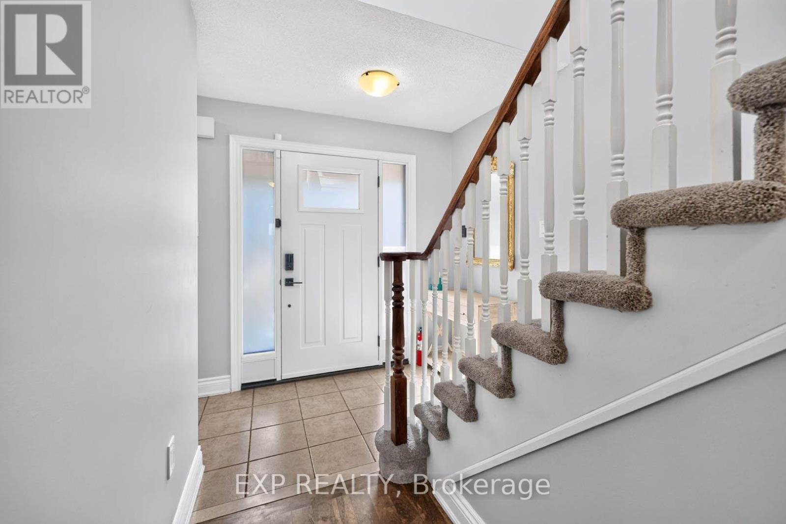5149 Ridgewell Road, Burlington, Ontario  L7L 6N9 - Photo 9 - W13783968