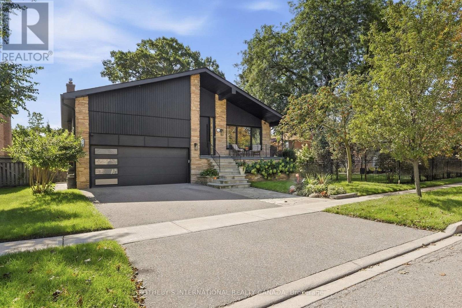 420 ABINGTON AVENUE, Mississauga, Ontario