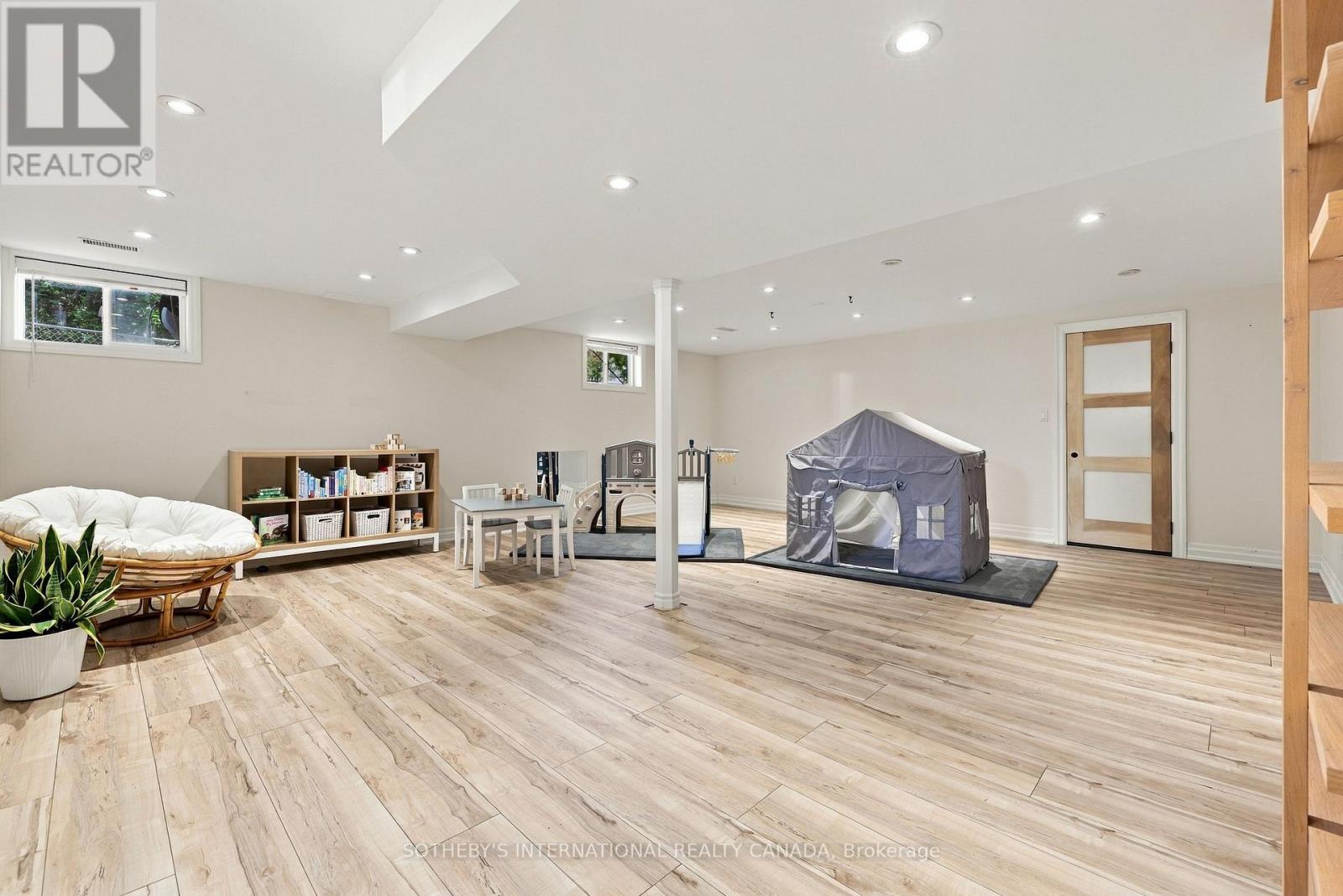 420 Abington Avenue, Mississauga, Ontario  L5A 1L7 - Photo 28 - W13783974