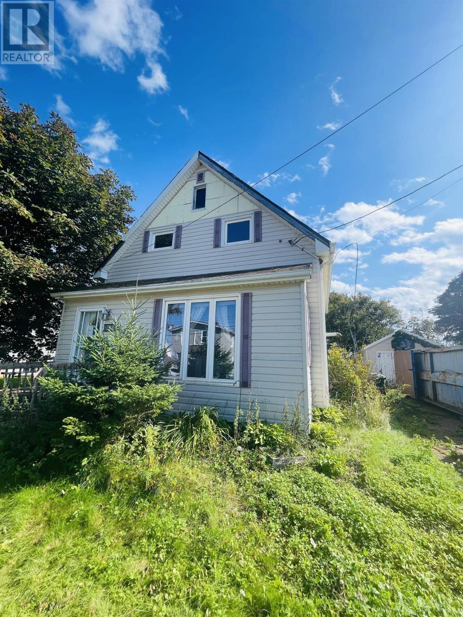 174 Borden Avenue, Borden-Carleton, Prince Edward Island  C0B 1X0 - Photo 1 - 202623298