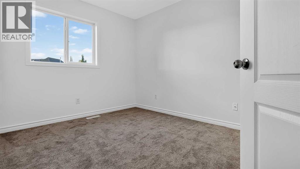 230 Pinnacle Drive, Grande Prairie, Alberta  T8W 2X1 - Photo 14 - A2342715