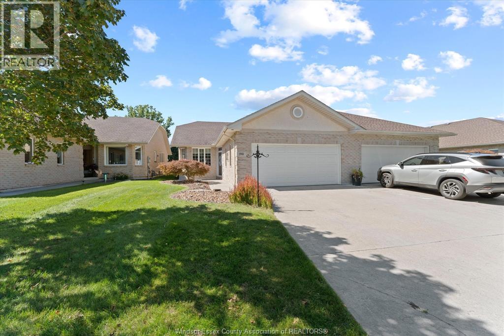 1941 Blue Heron Drive, Windsor, Ontario  N8P 1P6 - Photo 3 - 26022590